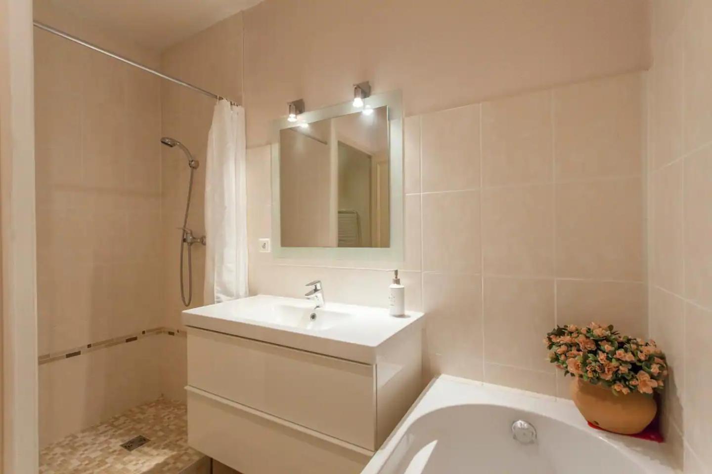 Chambre Privee En Hyper-Centre De Grenoble Dış mekan fotoğraf